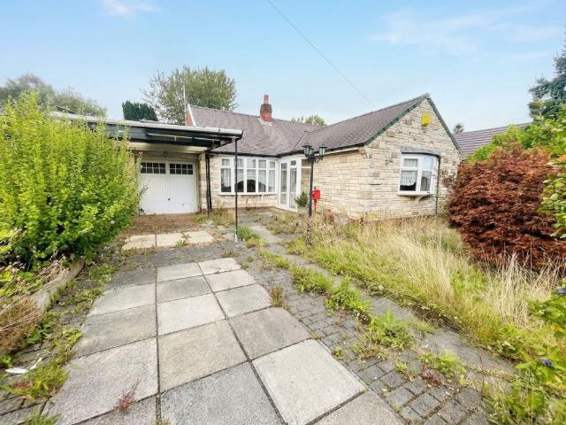 2 bedroom detached bungalow for sale