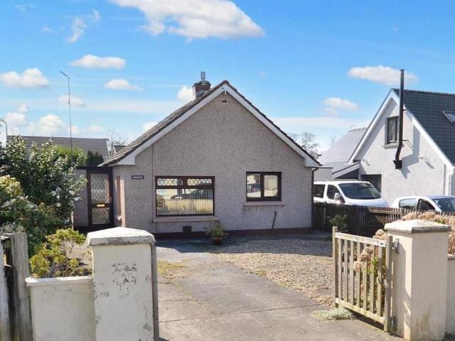 2 bedroom detached bungalow for sale