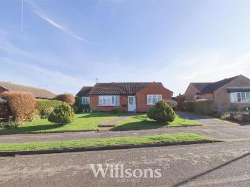 2 bedroom detached bungalow for sale