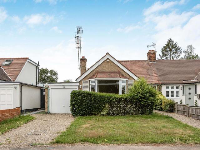 2 bedroom detached bungalow for sale