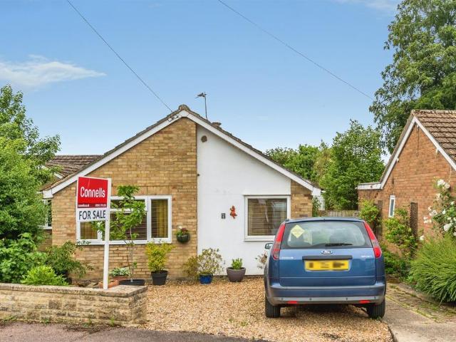2 bedroom detached bungalow for sale