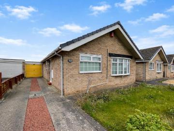 2 bedroom detached bungalow for sale