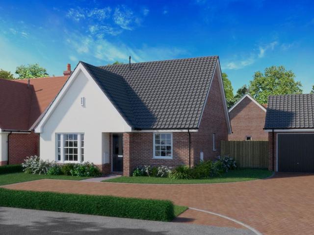 2 bedroom detached bungalow for sale