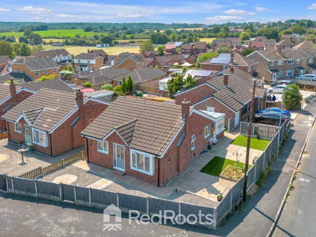 2 bedroom detached bungalow for sale