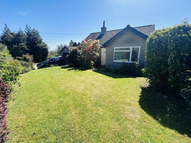 2 bedroom detached bungalow for sale