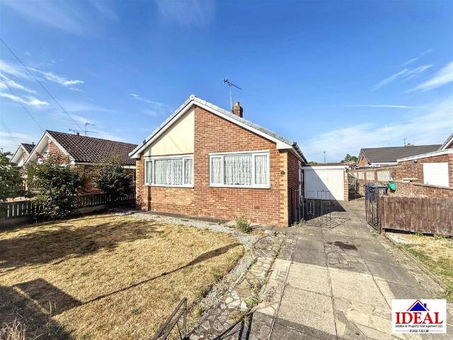 2 bedroom detached bungalow for sale