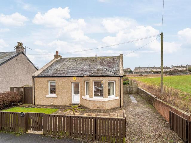 2 bedroom detached bungalow for sale