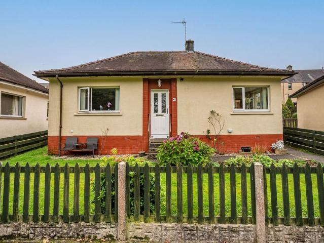 2 bedroom detached bungalow for sale
