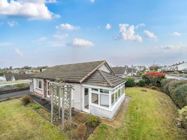 2 bedroom detached bungalow for sale