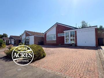 2 bedroom detached bungalow for sale