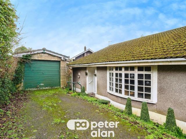 2 bedroom detached bungalow for sale