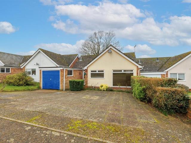 2 bedroom semi detached bungalow for sale