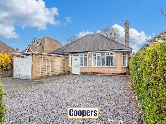 2 bedroom detached bungalow for sale