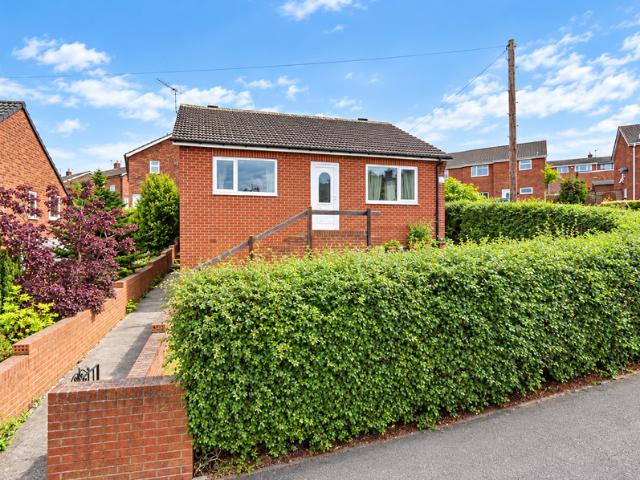 2 bedroom detached bungalow for sale