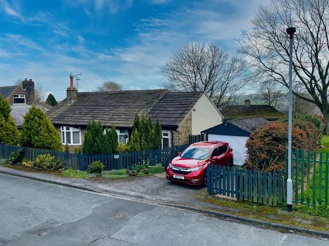 2 bedroom detached bungalow for sale