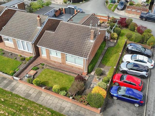 2 bedroom detached bungalow for sale