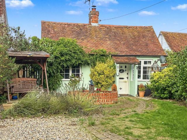 2 bedroom detached bungalow for sale