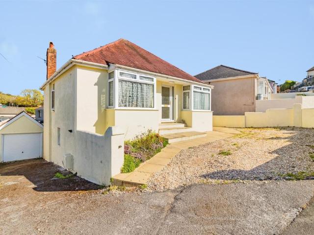 2 bedroom detached bungalow for sale