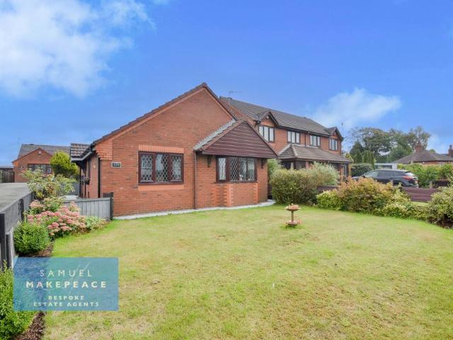 2 bedroom detached bungalow for sale