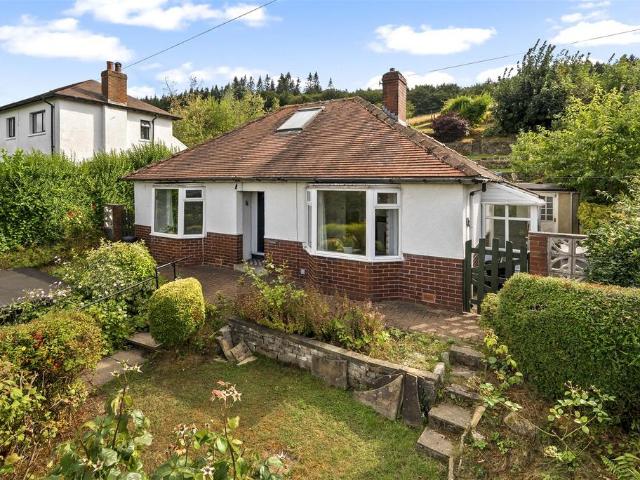 2 bedroom detached bungalow for sale
