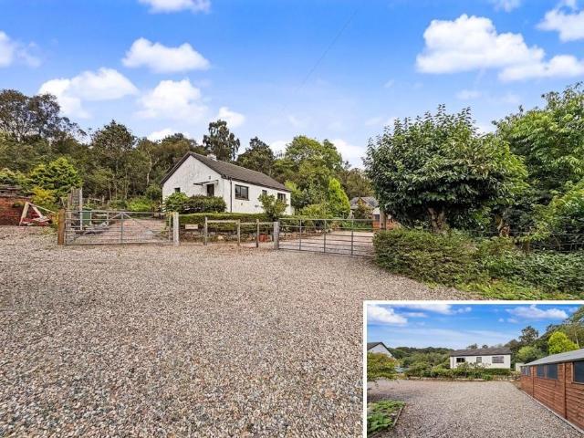 2 bedroom detached bungalow for sale