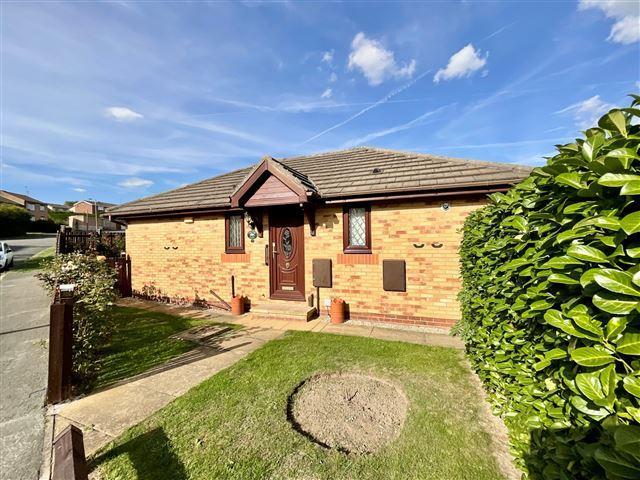 2 bedroom detached bungalow for sale
