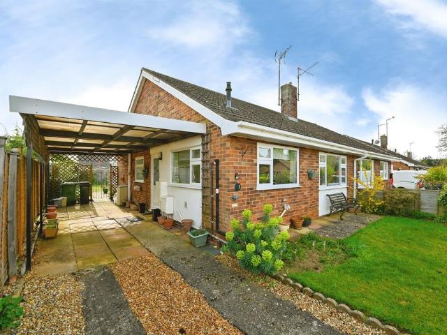 2 bedroom semi detached bungalow for sale