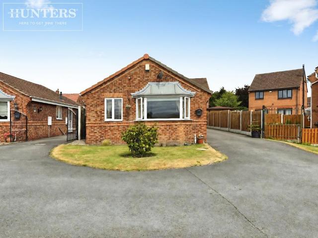 2 bedroom detached bungalow for sale