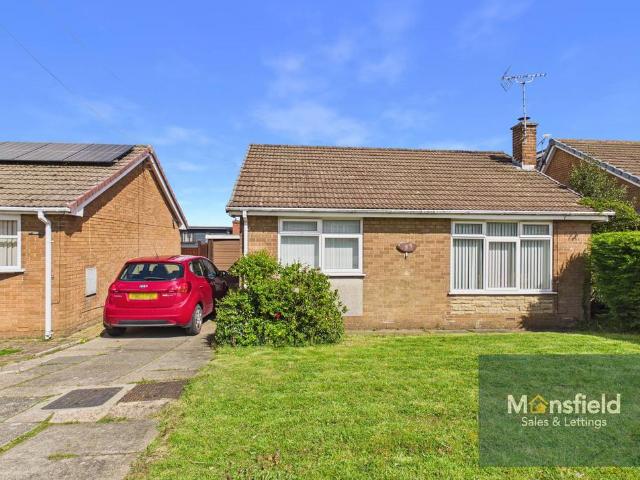 2 bedroom detached bungalow for sale