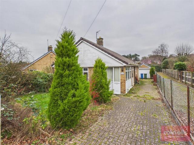2 bedroom detached bungalow for sale