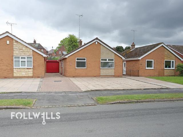 2 bedroom detached bungalow for sale