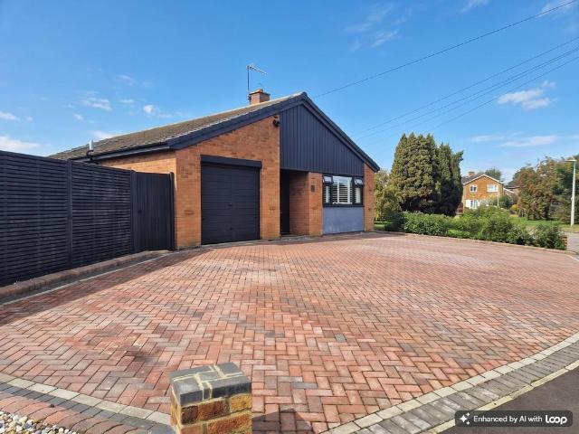 2 bedroom detached bungalow for sale