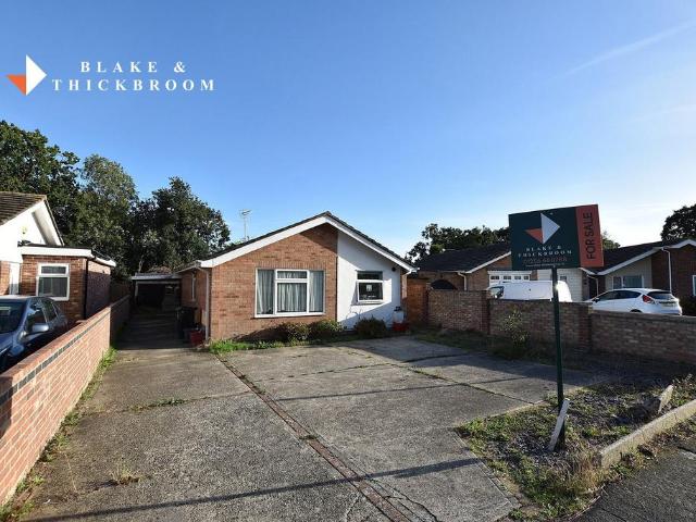 2 bedroom detached bungalow for sale