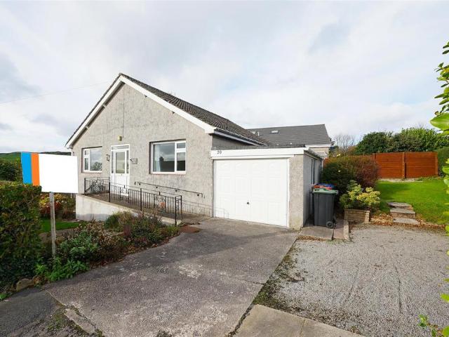 2 bedroom detached bungalow for sale