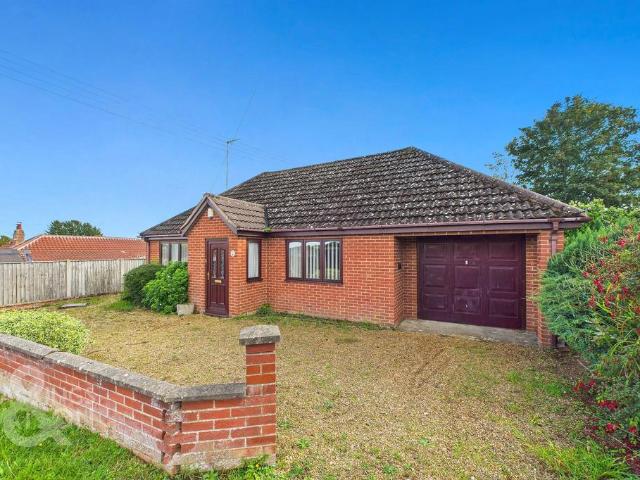 2 bedroom detached bungalow for sale