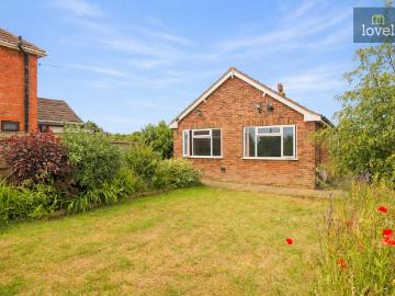 2 bedroom detached bungalow for sale
