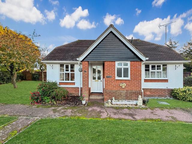 2 bedroom detached bungalow for sale