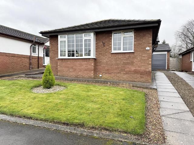 2 bedroom detached bungalow for sale