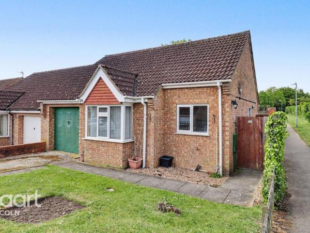 2 bedroom semi detached bungalow for sale