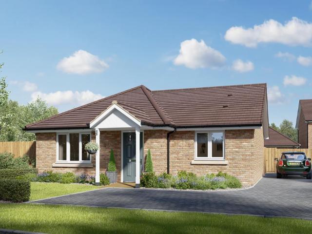 2 bedroom detached bungalow for sale