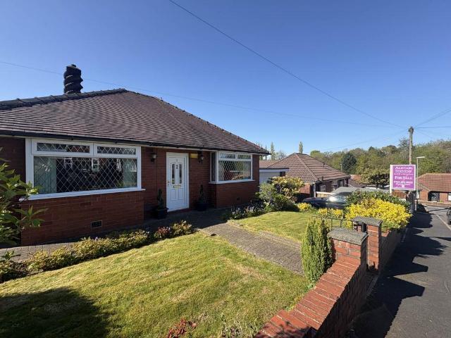 2 bedroom detached bungalow for sale
