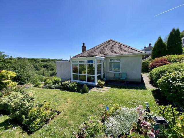 2 bedroom bungalow for sale