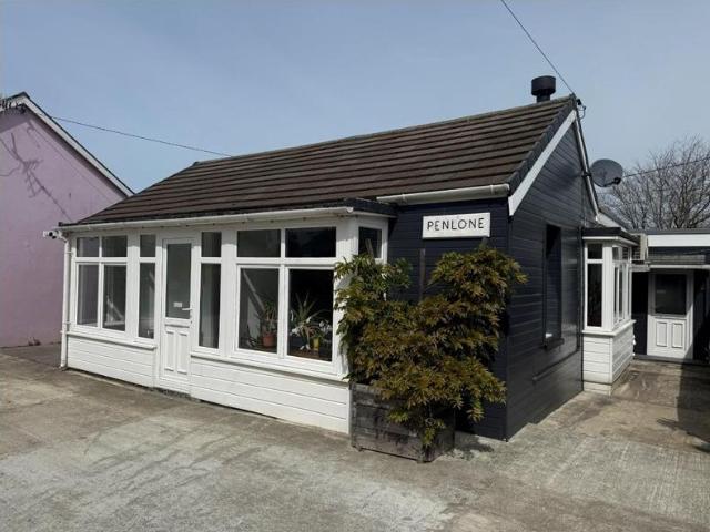 2 bedroom detached bungalow for sale
