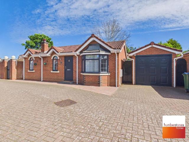 2 bedroom detached bungalow for sale