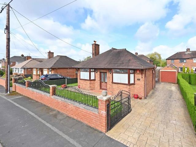 2 bedroom detached bungalow for sale