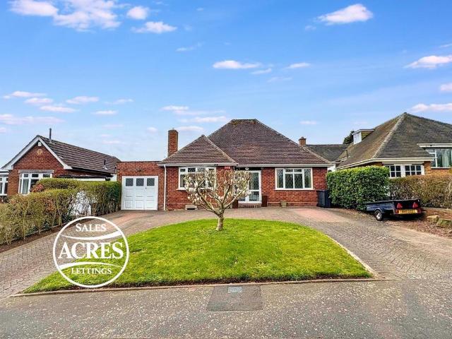 2 bedroom detached bungalow for sale