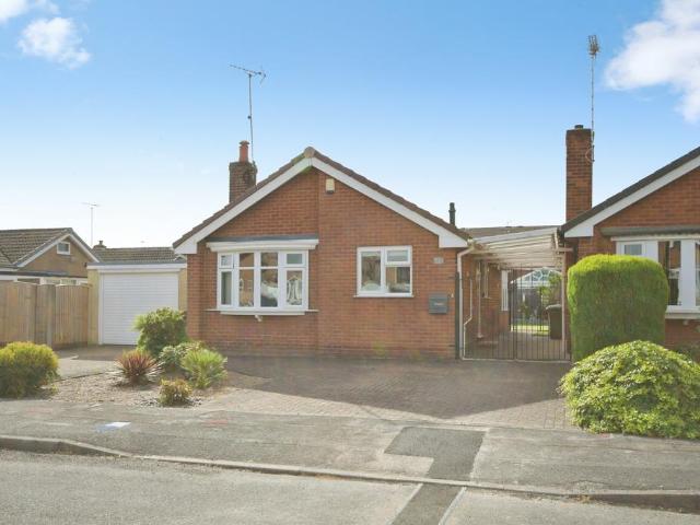 2 bedroom detached bungalow for sale