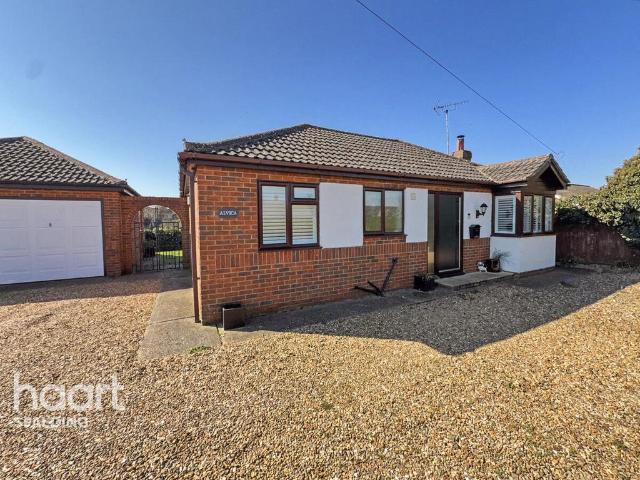 2 bedroom detached bungalow for sale