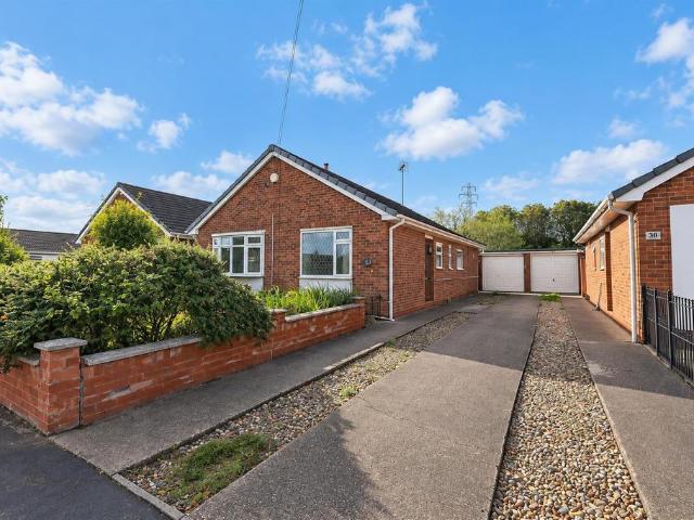 2 bedroom detached bungalow for sale