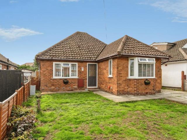 2 bedroom detached bungalow for sale
